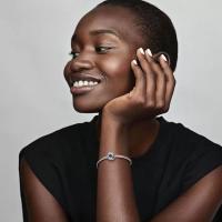 PANDORA Moments Dije de Plata de Lei con diseño de Círculo DE LA Eternidad con conciritas cúbicos, Comes con embalaje de Caja De Regno original. - details 3