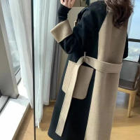 Abrigo Elegante De Punto Y Poliéster Para Mujer Estilo Largo Y Patchwork Cinturado Slim Abrigo De Otoño E Invierno De Alta Calle - details 9