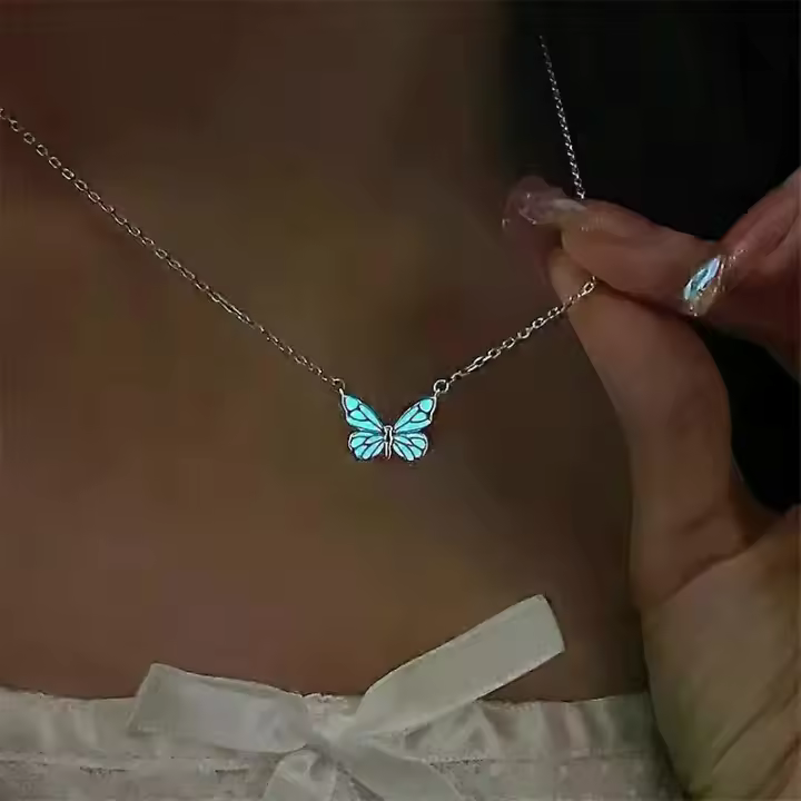 Con brillante collar de Mariposa brilliant Noche fluorescente vintage resplandor en la Oscuridad Colgante para las mujeres Navidad regalo de Partido Año Nuevo - 1
