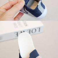 Zapatos De Caminar Para Bebés Suaves Y Antideslizantes Para Primavera Y Otoño Con Estirador Para Niños De 1 a 3 Años Calcetines Incluidos - details 9