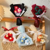 Mini Bouquet De Flores De Hilo Hecho a Mano En Forma De Corazón Regalo Romántico Para Día De San Valentín Y Día De La Madre Decoración De Escritorio - details 3