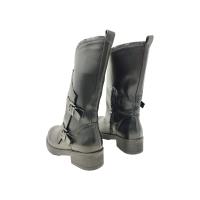 Eva zorteon-Botines biker asimétricos negros decorados con hebillas , Marca Tulipano . - details 3