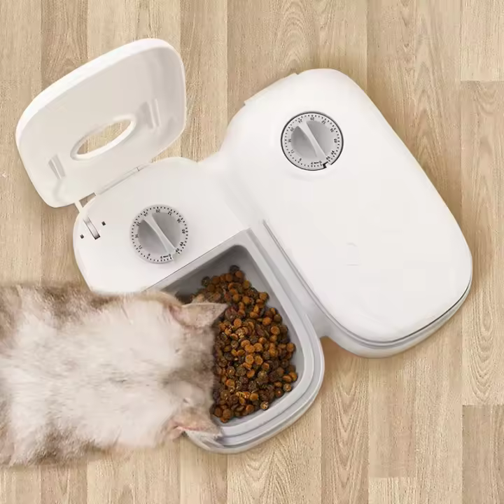 Alimentador Automático Para Mascotas 700ML Gran Capacidad Con Contenedor Para Alimentos Secos Y Húmedos Plástico Para Perros Y Gatos - 1
