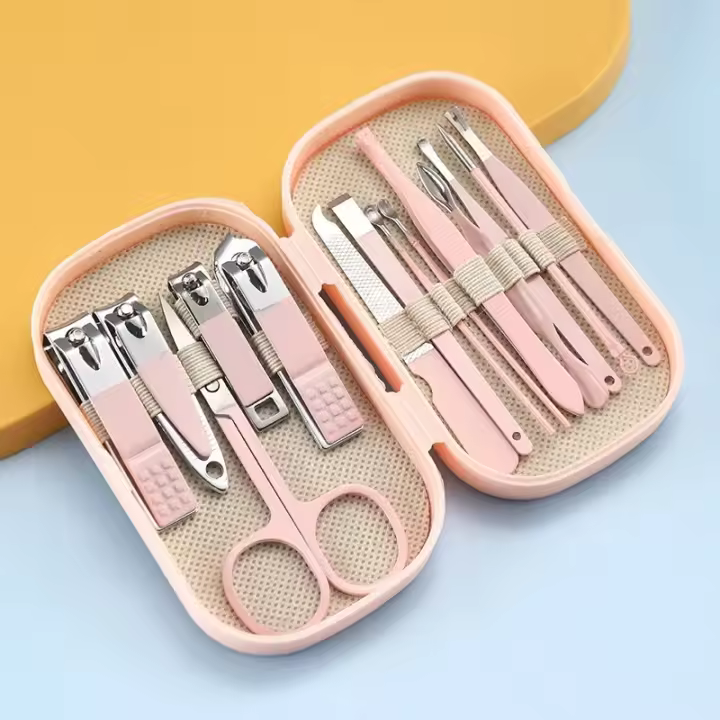 Kit De Manicura Y Pedicura De 14 Piezas En Acero Inoxidable Con Cortauñas De Borde Concavo Estilo Moderno Y Herramientas De Aseo Incluye Portátil - 1