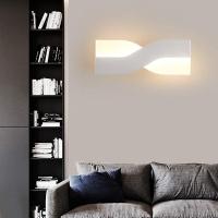 Lámpara de pared con candelabro Modernista, Luces de pared para Mesita de Noche, Sala de estar, dormitorio, fondo LED giratorio nórdico, aislamiento, Maple sin Luz Cálida, Negro, 6 W - details 1