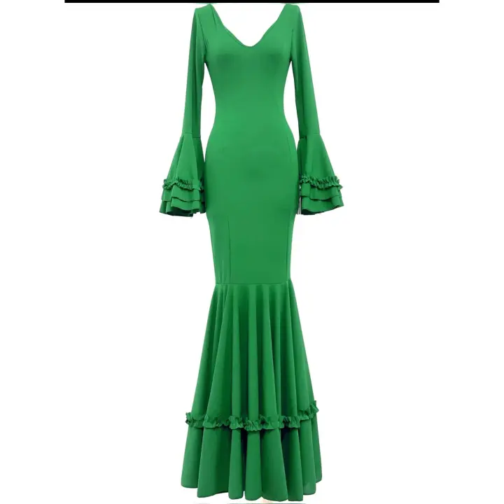 VESTIDO FLAMENCA  LICRA FABRICADO EN    ITALIA . TALLAS XS/S 34/36 - 72CM 60CM 76CM . M/L  38/40 - 80CM 68CM 84CM . XL/XXL  - 42/44/46 - 92CM 80CM 96CM  LARGO 150CM - 1