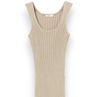 Vestido Tiffosi Titania beige, de punto canalé con cuello redondo y manga larga. - details 3