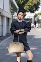 Bolso De Hombro Para Mujer En Cuero Genuino Split Tamaño Grande Color Marrón Y Negro Estilo De Lujo Y Moda Bolso Cruzado - details 31
