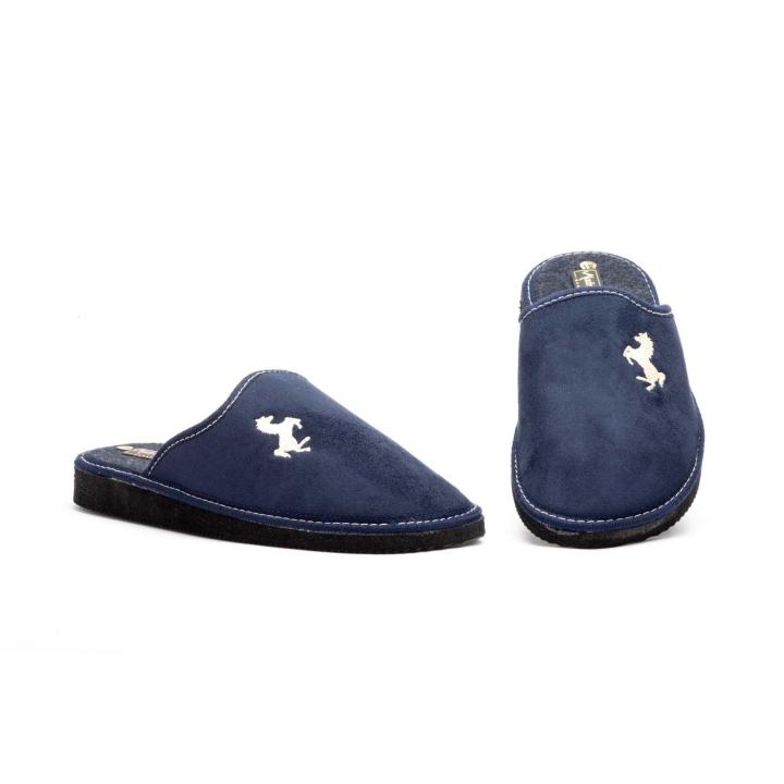 zapatilla casa hombre 7744 Zapatilla de Casa para Hombre - Confort y Estilo Clásico Descripción del Producto:  Relájate en casa con estas cómodas zapatillas de casa para hombre, el calzado ideal para descansar. Con un diseño clásico y práctico, estas pant