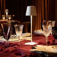 Lámpara De Mesa Retro Con Luz LED Recargable Toque Metálico Para Decoración De Bar Coffee Table Restaurante Luz Nocturna Para Dormitorio - details 0