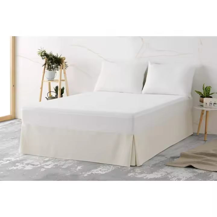 Cubre Canapé Volante con Faldón Elástico Beige Estilo Fuelle - Protector Estiloso y Funcional de Samaruc- Mommata - 1