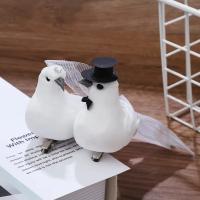 Pareja De Pájaros Simulados En Plástico Pájaros De Amor Y Paz Delfín Figura De Estilo De Paloma Para Adornos De Jardín Y Hogar - details 0