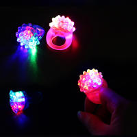 Anillos Luminosos LED Para Fiesta 20/30/50pcs Anillos Brillantes Para Celebraciones Juguete De Luz Que Brilla En La Oscuridad Suministros De Fiesta - details 3