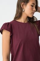 Camiseta graciosa en burdeos. La Camiseta Graciosa Granate de Tiffosi es una prenda que combina elegancia y frescura - details 0