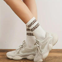 9 Pares De Calcetines De Otoño E Invierno Para Mujer Con Estampado De Leopardo Calcetines Medio Tubo Dulces Y Lindos Para Mujer - details 9