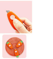 Lytwtw's Mini Kawaii Cuchillo De Bolsillo INS Herramienta Útil Para Decoración De Papel Y Artesanía Estación De Empaque - details 5