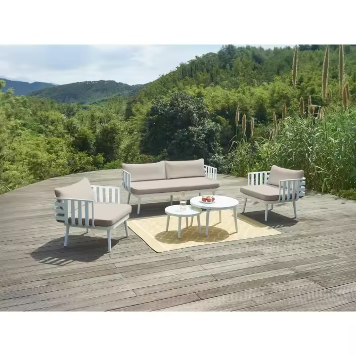 Vente-unique - Salón de jardín de aluminio: sofá de 2 plazas, 2 sillones y 2 mesas de centro - Blanco - KUTO de MYLIA - 1