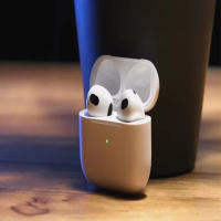Apple AirPods 3ra Generación-Auriculares Inalámbricos Bluetooth con Estuche de Carga MagSafe - details 4