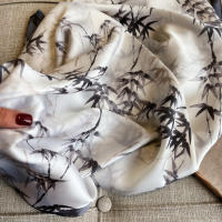 Pañuelo De Seda Lujo Para Mujer 180x90cm Esponjoso Y Suave Para Verano Bolero De Playa Estilo Bandana Fashion Para Damas - details 18