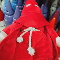 PELUCHE NAZARENO SUAVE,SEMANA SANTA,COLOR NEGRO,ROJO,LILA,VERDE,BLANCO,CELESTE,MEDIDAS 35x20cm,cm,fespu - details 2
