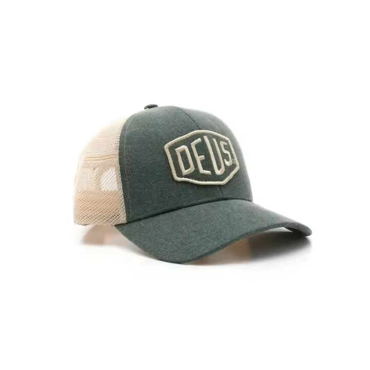 DEUS GORRA VERDE SHIELD TRUCKER - 1