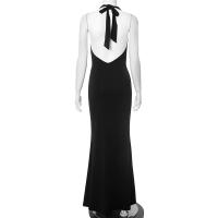 CUTENOVA Vestido Largo De Encaje Patchwork Para Mujer Color Sólido V-Neck Slim Swing Sin Espalda Translúcido Con Collar Colgante Estilo Casual De Verano - details 3