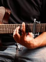 Capó De Guitarra Rodante Sliding Capo Para Músicos Fácil De Ajustar Conjunto De Palillos De Guitarra Colorido Disponible - details 1