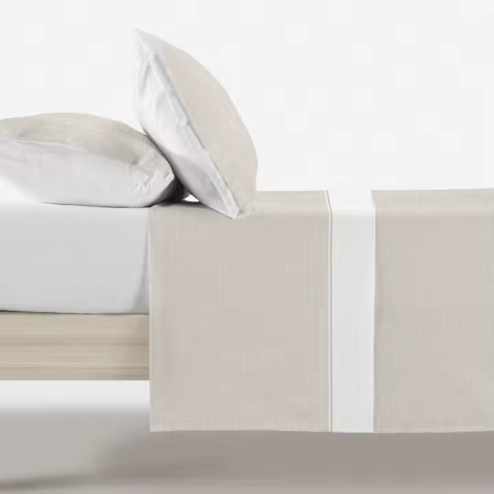 Manterol - Juego de sábanas estampado círculos encadenados. Calidad 50% Algodón 50% Poliéster. Incluye bajera ajustable, encimera y fundas de almohada. Sábana de verano con diseño moderno. - 1