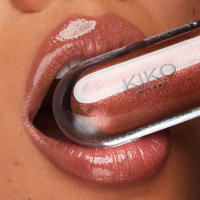 Pack rutina maquillaje KIKO MILANO Lip set: 3D HYDRA LIPGLOSS 43 Limited Edition + 3D HYDRA LIPGLOSS 44 Limited Edition + Festive pochette - details 5