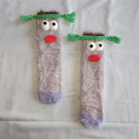 Pareja De Calcetines Graciosos Para Mujer Tubo Medio Algodón Coral Para Otoño E Invierno Calcetines Para Dormir En Casa Cómodos Y Suaves - details 3