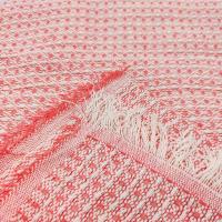 Colcha multiuso 85% algodón reciclado 15% poliéster diseño cuadritos rosa. - details 1