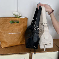 Bolso De Hombro Para Mujer Estilo Y2K Minimalista Bolso De Motocicleta Moda Callejera Con Cierre De Cremallera Material PU - details 3