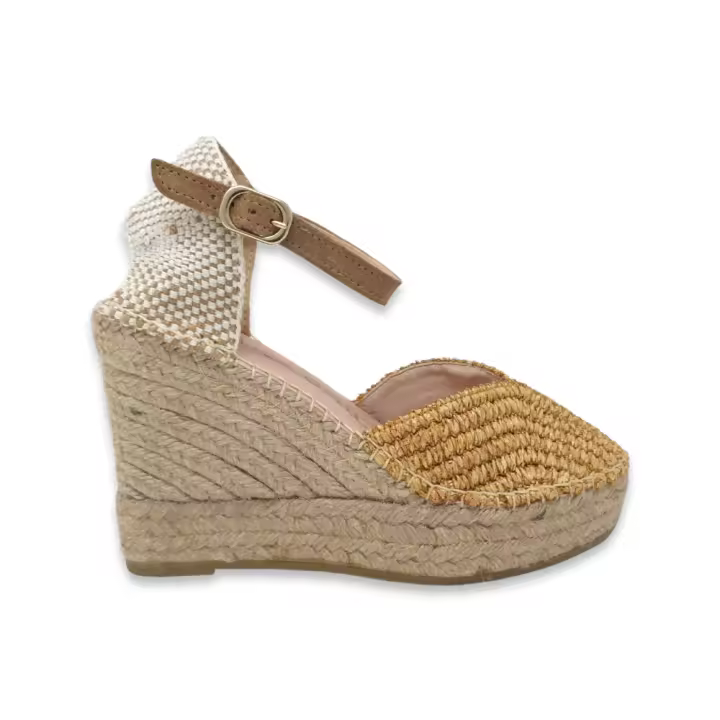Zapatos Macarena modelo Alba21 en color Beig - 1