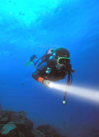 Linterna De Buceo LED Potente T6/L2 Profesional Antideslizante IP68 Impermeable Con Batería 18650 Para Aventuras Al Aire Libre - details 16