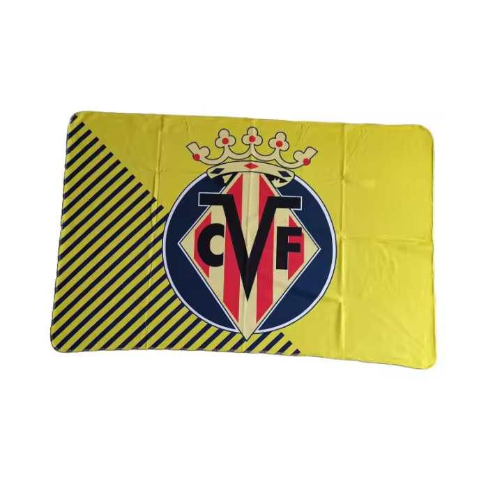 Manta polar Villarreal Club de Fútbol 100x150cm producto oficial 2MANVIL - 1