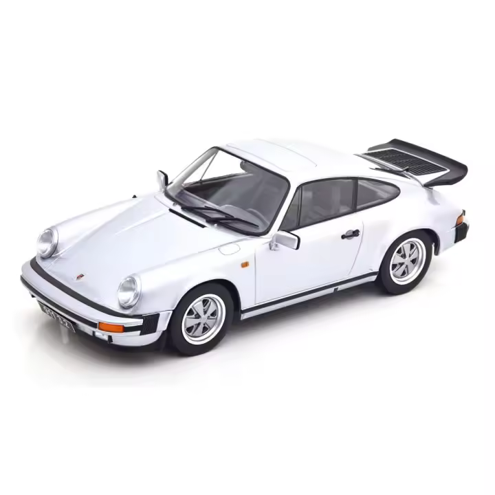 KK Escala 1/18 PORSCHE 911 CARRERA 3,2 COUPE 250.000TH 911ER CON ALERÓN TRASERO PLATA 1988 - KKDC180714 - 1