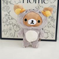 Muñeco De Peluche Rilakkuma De Fresa Kawaii Teddy Oso Anime Ropa Vestida Peluches Raccoon Regalo Para Niños Material De Poliéster Relleno De Algodón PP - details 8