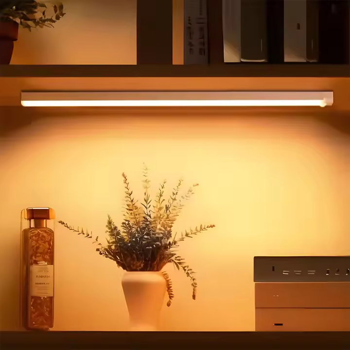 Nueva Luz LED Ultra Delgada Con Sensor De Movimiento Luz Nocturna Sin Cable Para Iluminación De Gabinete De Cocina Y Armario - 1