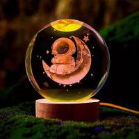 Bola De Cristal Con Láser 3D Y Luz Colorida Astronauta Regalo Perfecto Para Hija Madre Amiga Decoración Para Sala De Estar Dormitorio - details 1