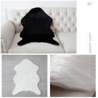 Carpetas De Lana Suave De 40x60cm Imitación De Piel De Oveja Para Dormitorio Alfombra Larga Pelo Para Cama Y Sofá Cojín Tapete Peluche - details 0