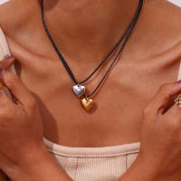Collar De Mujer E.B.belle De Acero Inoxidable Con Colgante De Corazón En Color Plateado Y Dorado Cadena De Hilo Moda Para Fiestas Y Regalos - details 1