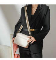 Bolso De Hombro Para Mujer En Cuero Sólido Con Correa Ancha De Tela Bolso Cruzado De Moda Con Cierre De Cremallera Bolsa De Mano Versátil - details 7
