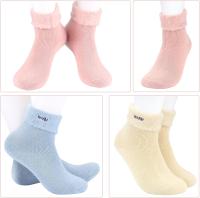 [3 Pares] Calcetines cálidos de Invierno Calcetines de 3 Colores de Calcetines cálidos de Lana de Coral Suaves y Cómodos Adecuados para Damas y Niñas - details 2
