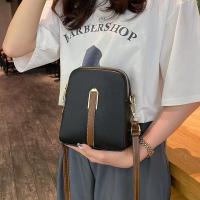 Bolso Bandolera Para Mujer Diseño Vertical De Color Sólido PU Suave Estilo Coreano Japonés Con Entradilla Para Auriculares - details 4