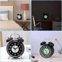 Reloj despertador analógico sin tacómetro, Movimiento de cuarzo, Pequeño Reloj con manecillas que brilan EN LA Oscuridad, vintage Bonita decoración, adecuado para el dormitorio, La Oficina y los viajes. - details 0