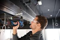 Bosch Professional 18V System GSB 18V-55 - Taladro percutor a batería (Brushless, 55 Nm, 2 baterías x 2.0 Ah, set 35 acc. impacto, en maletín) - details 3