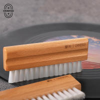 Cepillo De Limpieza Para Vinilo Con Mango De Roble Natural Cepillo Antiestático De Paja Suave Limpiador De Polvo Accesorio Para Limpieza De Vinilo - details 0