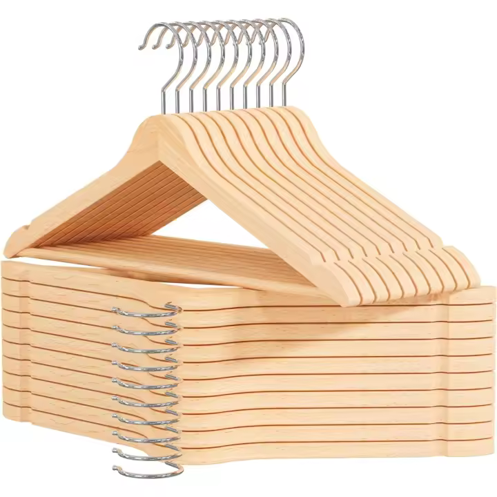 Perchas Madera, Acabado Liso y Barnizado, para Organizar Ropa, en tu armario Gancho Giratorio 360 color natural de calidad surtido de cantidad a elegir - 1