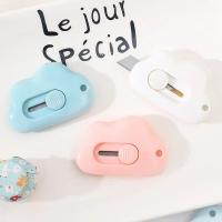 Cuchillo De Uso Portátil Kawaii Nubes Para Desempaquetar Y Exponer Artículos Escolares Suministros De Escritorio Herramienta Práctica Para Estudiantes Y Oficina - details 5