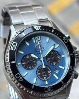 ​reloj cronógrafo hombre solar Orient Sports Chronograph Ice Blue Panda RA-TX0206L 42.8mm 200m WR cristal de zafiro correa de acero (funciona con energía solar o luz) - details 0